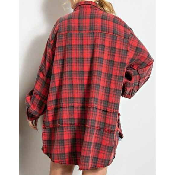Easel Womens Mineral Wash Red Plaid Button Oversized Top Sz Medium - Picture 2 of 9